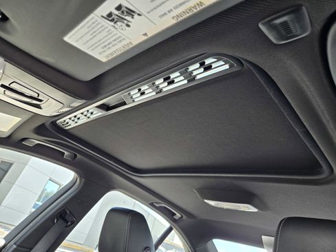 Used 2016 BMW 340i Sedan image 11