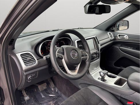 Used 2015 Jeep Grand Cherokee Altitude RWD image 6