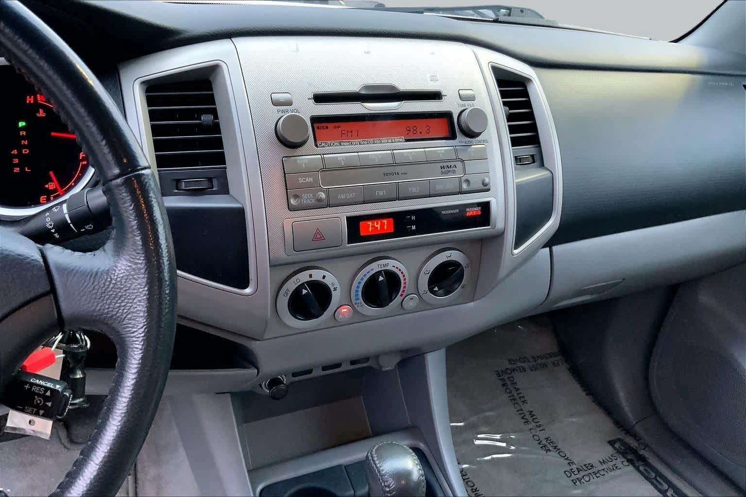 Used 2010 Toyota Tacoma PreRunner RWD image 5