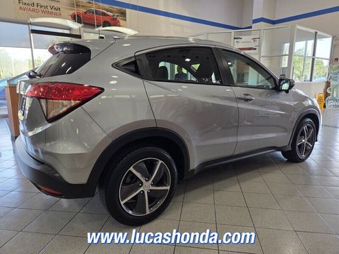 Used 2022 Honda HR-V EX image 4