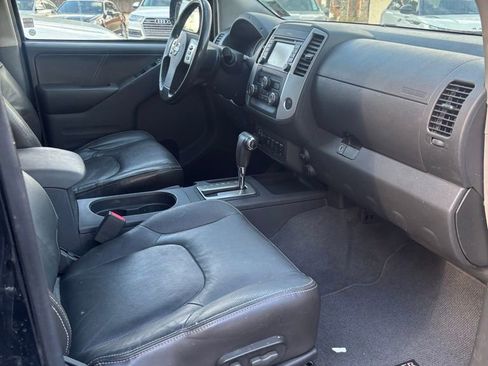 Used 2019 Nissan Frontier PRO-4X w/ Pro-4x Luxury Package image 12