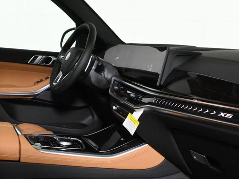 New 2026 BMW X5 xDrive40i w/ Premium Package image 34