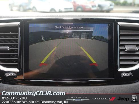 New 2025 Chrysler Voyager LX image 15