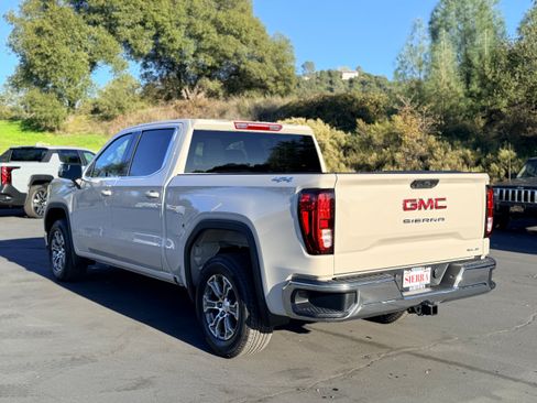 New 2026 GMC Sierra 1500 SLE w/ Max Trailering Package AWD/4WD image 6