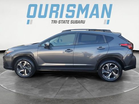 Used 2024 Subaru Crosstrek 2.0i Premium AWD/4WD image 3