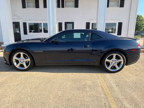 Used 2015 Chevrolet Camaro LT w/ RS Package RWD image 8