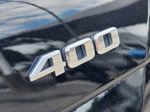 Certified 2024 Cadillac XT5 Sportv w/ Platinum Package AWD/4WD image 12