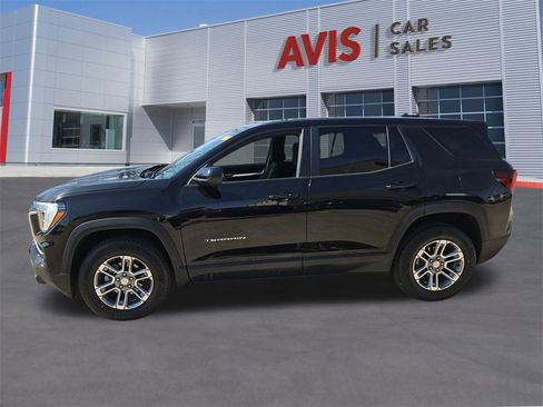 Used 2025 GMC Terrain Elevation image 2