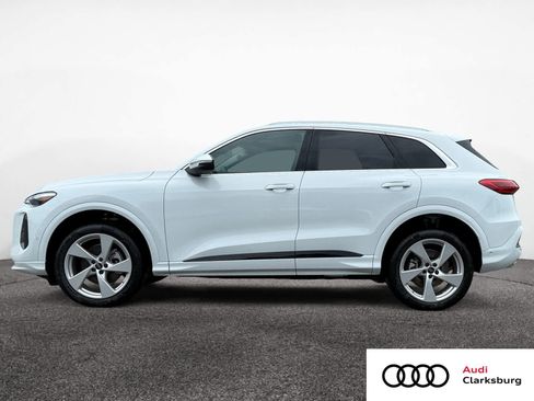 New 2025 Audi Q5 Premium Plus image 2