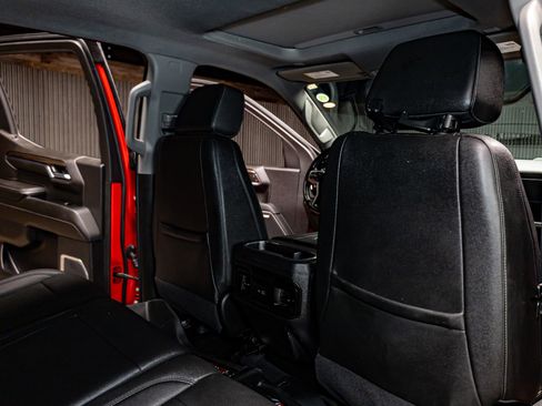 Used 2022 Chevrolet Silverado 1500 LT Trail Boss w/ LT Trail Boss Premium Package image 27