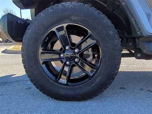 Used 2021 Jeep Wrangler Unlimited Sahara image 21