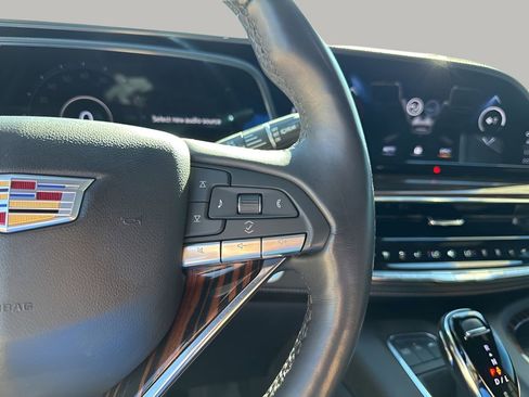 Certified 2024 Cadillac Escalade Premium Luxury image 32