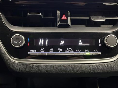 Used 2024 Toyota Corolla LE image 19