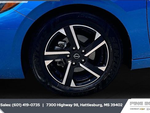 Used 2024 Nissan Sentra SV FWD image 7