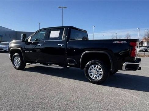 Used 2022 Chevrolet Silverado 2500 LTZ image 6