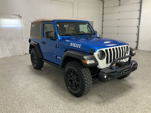 Used 2022 Jeep Wrangler Willys image 4