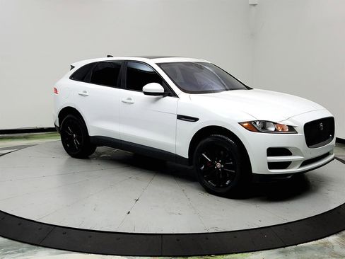 Used 2020 Jaguar F-PACE Premium image 3