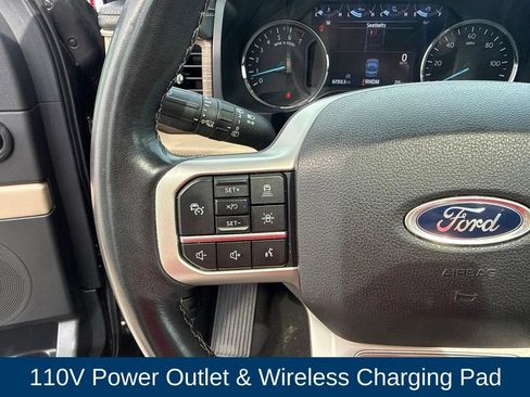 Used 2024 Ford Expedition Limited RWD image 16