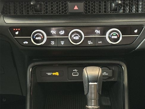 Used 2023 Honda CR-V EX image 17