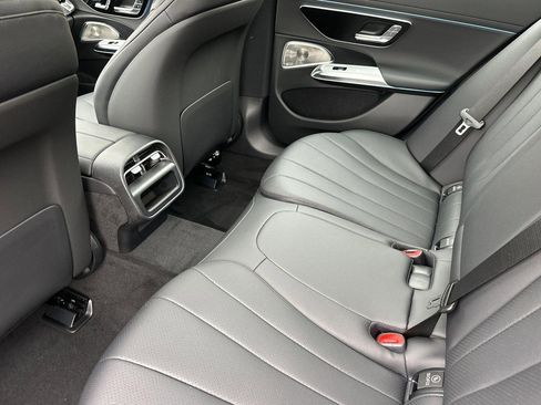 Used 2026 Mercedes-Benz E 350 Sedan image 13
