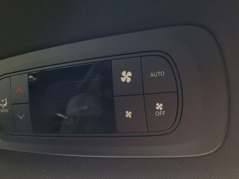 New 2026 Chrysler Pacifica Select image 31