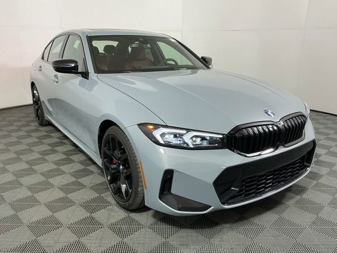 New 2026 BMW 330i Sedan w/ M Sport Package image 4