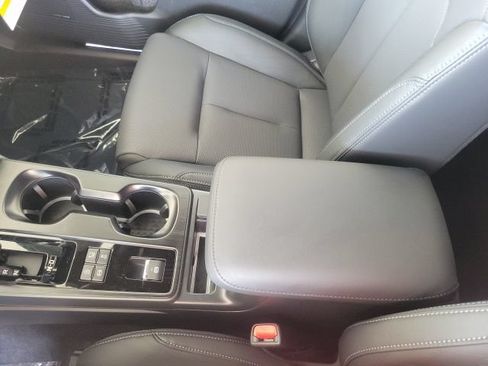 New 2026 Subaru Outback Touring XT AWD/4WD image 18