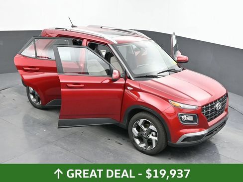 Used 2025 Hyundai Venue SEL FWD image 79