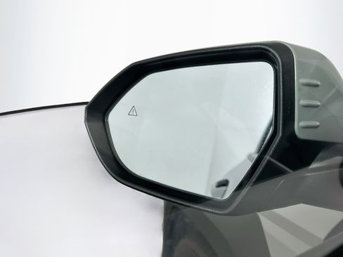 Used 2025 Hyundai Kona SEL FWD image 16