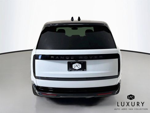 Used 2024 Land Rover Range Rover SE AWD/4WD image 7