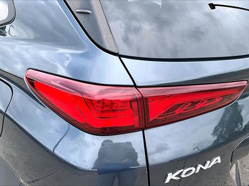 Used 2019 Hyundai Kona Limited image 29