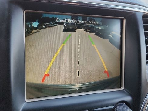 Used 2014 Jeep Grand Cherokee Limited image 18