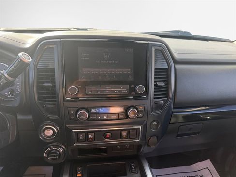 Used 2023 Nissan Titan SV w/ SV Convenience Package image 22