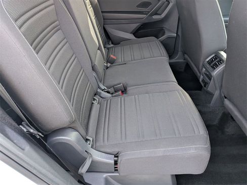 Used 2024 Volkswagen Tiguan S image 27