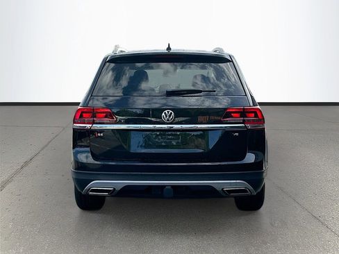 Used 2019 Volkswagen Atlas SE w/ Towing Package image 6