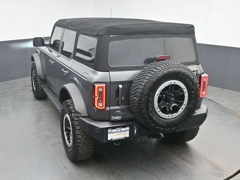 Used 2022 Ford Bronco Outer Banks w/ Sasquatch Package AWD/4WD image 38