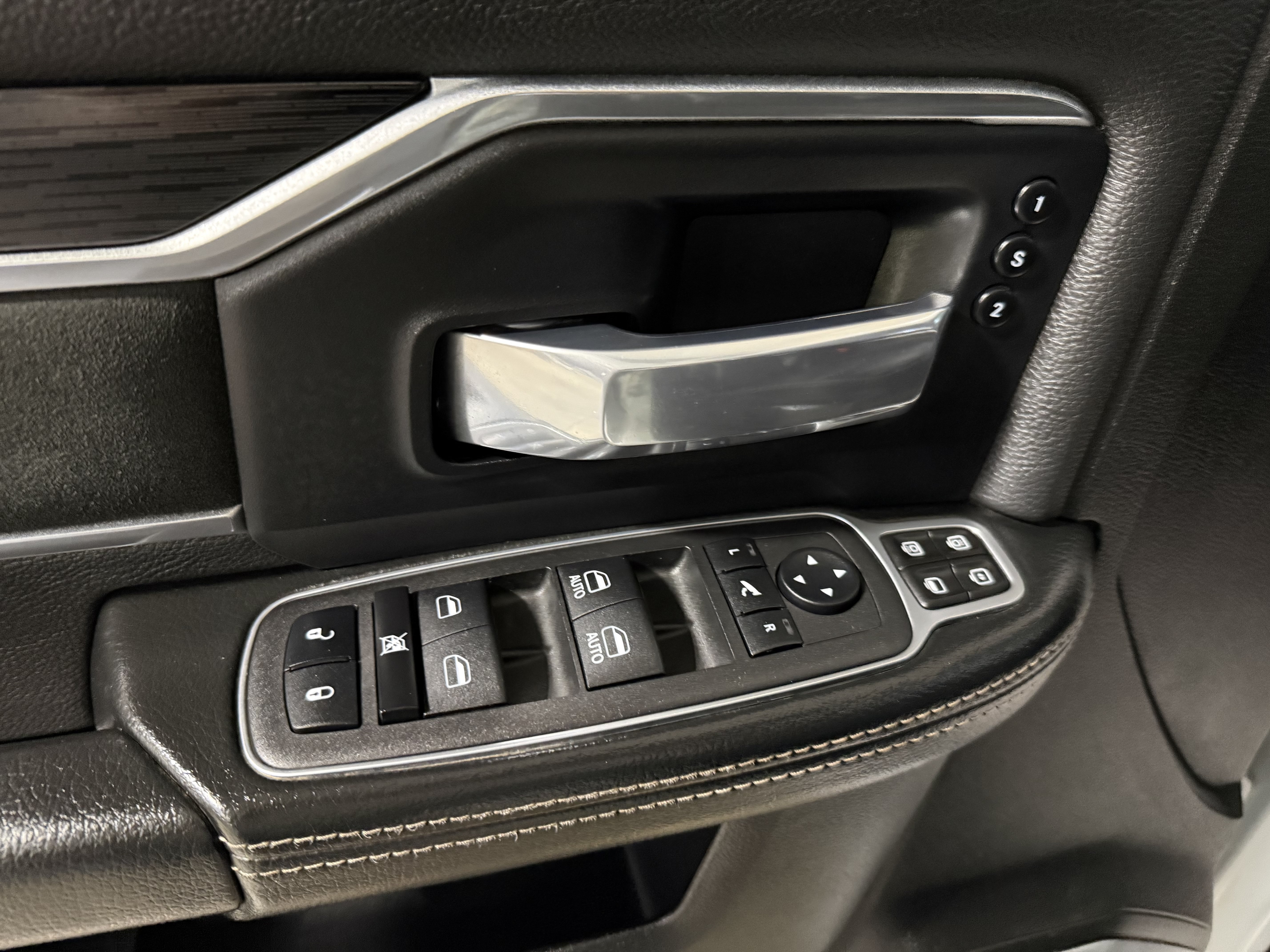 Used 2023 RAM 3500 Laramie AWD/4WD image 48