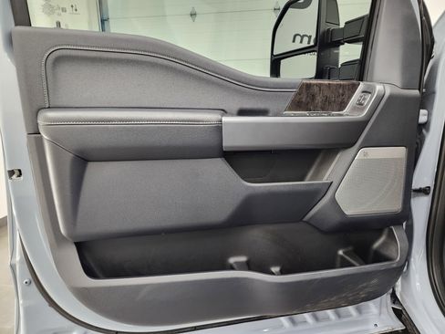 Used 2024 Ford F350 Lariat w/ Lariat Ultimate Package image 47