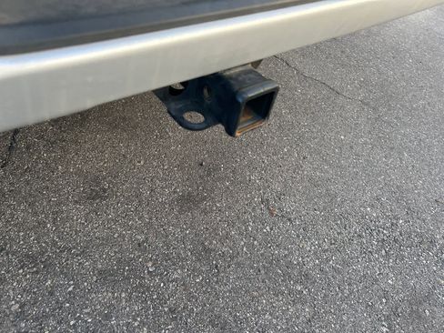 Used 2022 Chevrolet Silverado 1500 Custom image 17