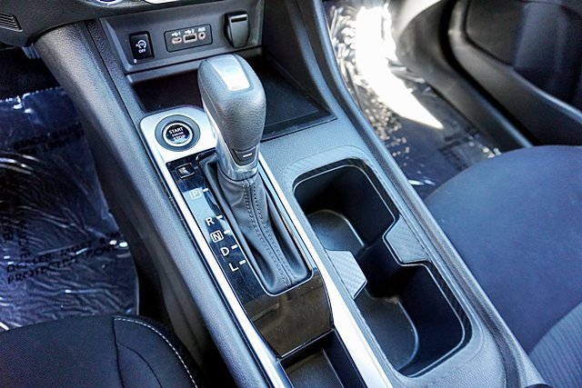 Used 2024 Nissan Sentra SV FWD image 40