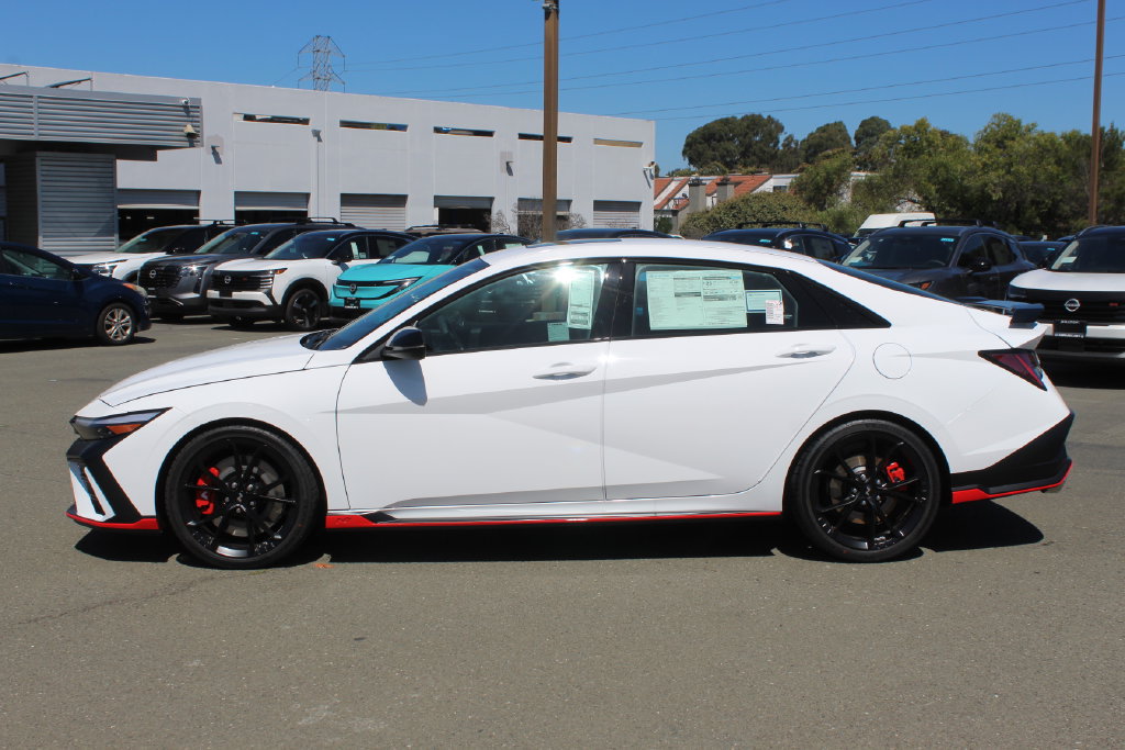 New 2026 Hyundai Elantra N FWD image 2