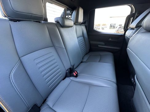 Used 2024 Toyota Tacoma 4x4 Double Cab Hybrid image 10