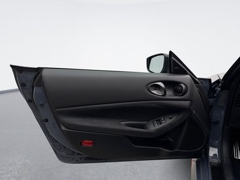 Used 2024 Nissan Z NISMO w/ Floor Mat Package image 9