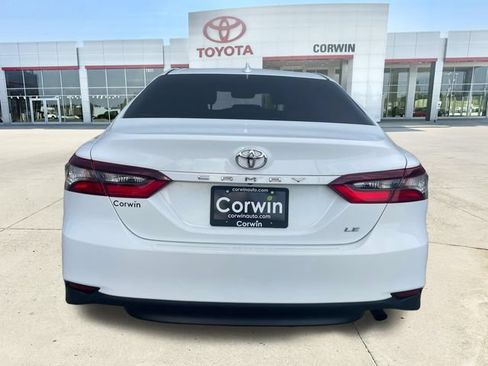Used 2024 Toyota Camry LE w/ Convenience Package FWD image 5