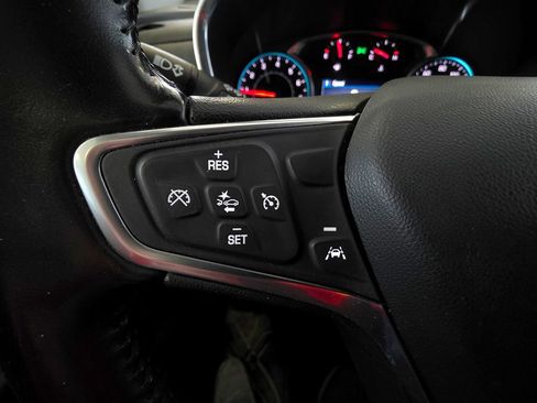 Used 2022 Chevrolet Equinox LT FWD image 23