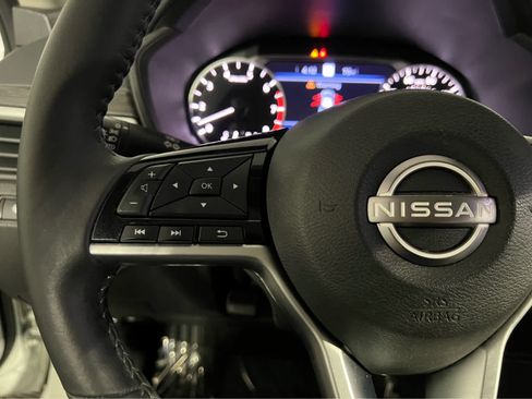 Certified 2023 Nissan Altima 2.5 SV w/ SV Premium Package AWD/4WD image 19
