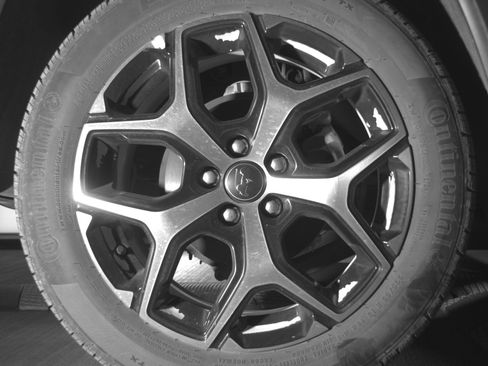 Used 2025 Jeep Compass Limited image 15