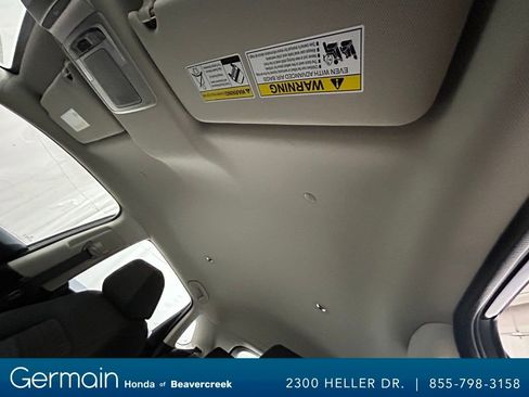 Used 2025 Honda HR-V LX image 29