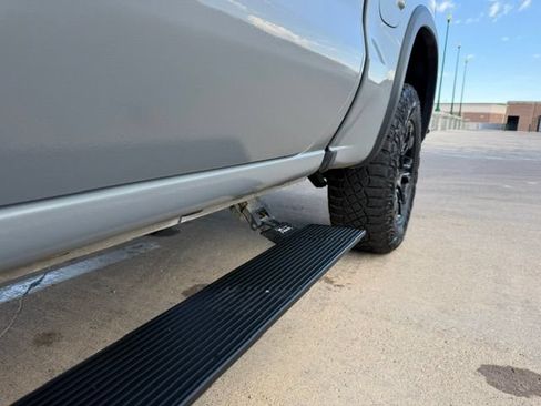 Used 2024 Chevrolet Silverado 1500 ZR2 w/ Technology Package AWD/4WD image 9