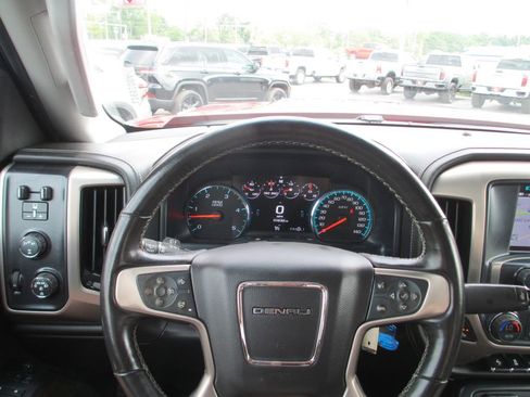 Used 2019 GMC Sierra 2500 Denali w/ Duramax Plus Package AWD/4WD image 37